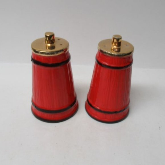 Regal China RED CHURN 3 3/4 Inch Salt and Pepper Shakers, Pair - Picture 2 of 4